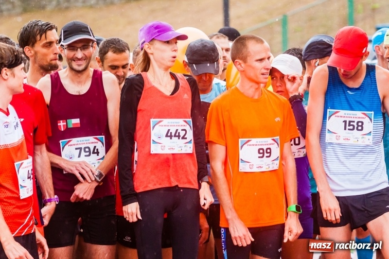 Zdjęcie w galerii na portalu naszraciborz.pl: V RAFAKO Półmaraton Racibórz - bramka otwarta wiadomości z regionu