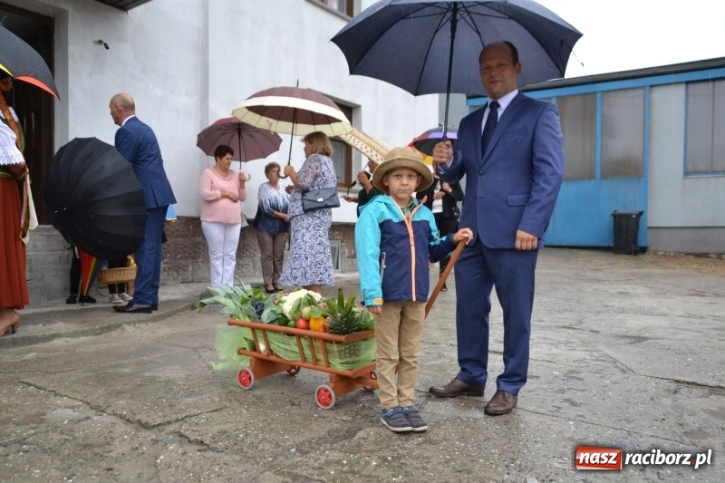 Zdjęcie w galerii na portalu naszraciborz.pl: Dożynki 2018. Tak się bawią Krzyżanowice wiadomości z regionu