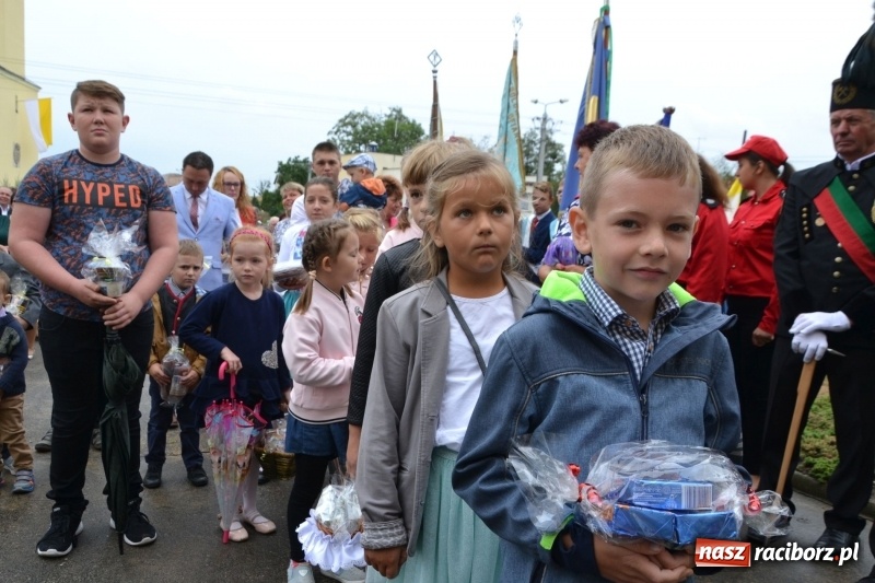 Zdjęcie w galerii na portalu naszraciborz.pl: Dożynki 2018. Tak się bawią Krzyżanowice wiadomości z regionu