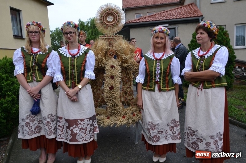 Zdjęcie w galerii na portalu naszraciborz.pl: Dożynki 2018. Tak się bawią Krzyżanowice wiadomości z regionu