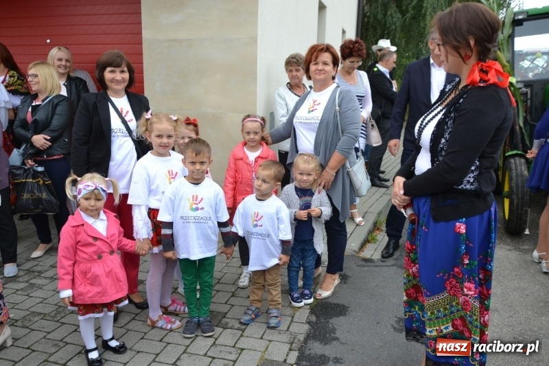 Zdjęcie w galerii na portalu naszraciborz.pl: Dożynki 2018. Tak się bawią Krzyżanowice wiadomości z regionu