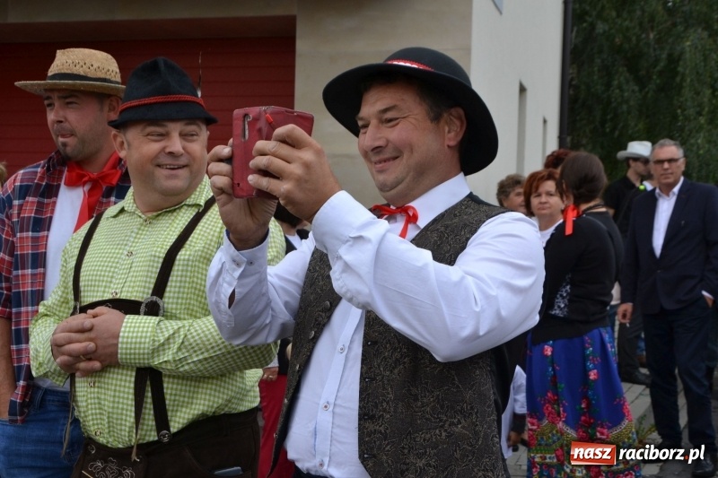 Zdjęcie w galerii na portalu naszraciborz.pl: Dożynki 2018. Tak się bawią Krzyżanowice wiadomości z regionu