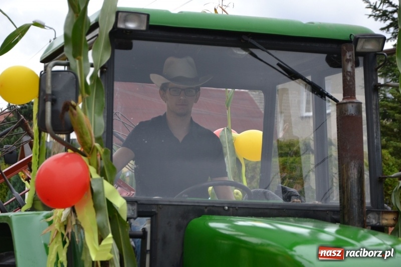 Zdjęcie w galerii na portalu naszraciborz.pl: Dożynki 2018. Tak się bawią Krzyżanowice wiadomości z regionu