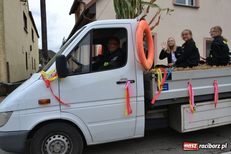 Zdjęcie w galerii na portalu naszraciborz.pl: Dożynki 2018. Tak się bawią Krzyżanowice wiadomości z regionu