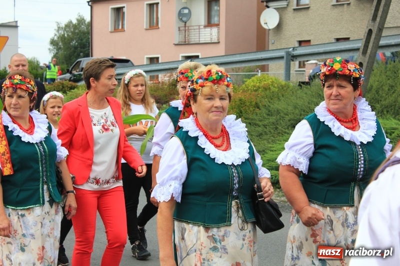 Zdjęcie w galerii na portalu naszraciborz.pl: Owsiszcze dziękują za plony wiadomości z regionu