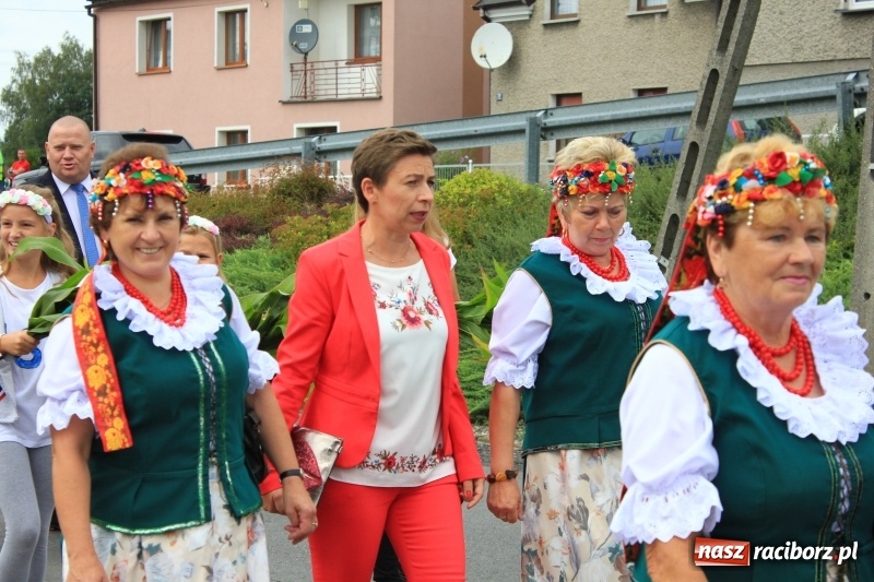 Zdjęcie w galerii na portalu naszraciborz.pl: Owsiszcze dziękują za plony wiadomości z regionu