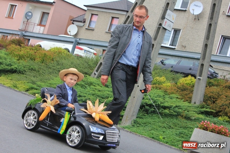 Zdjęcie w galerii na portalu naszraciborz.pl: Owsiszcze dziękują za plony wiadomości z regionu