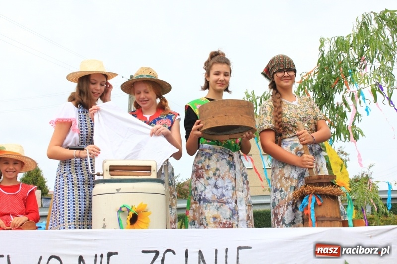 Zdjęcie w galerii na portalu naszraciborz.pl: Owsiszcze dziękują za plony wiadomości z regionu