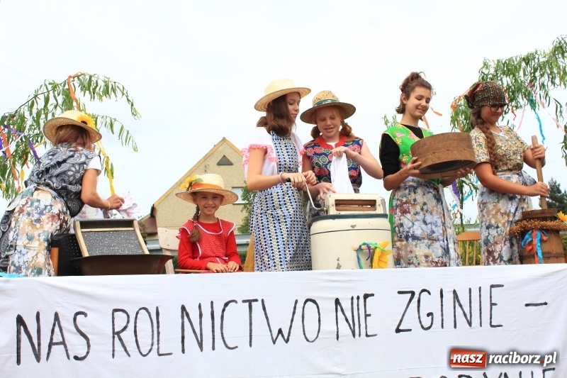 Zdjęcie w galerii na portalu naszraciborz.pl: Owsiszcze dziękują za plony wiadomości z regionu