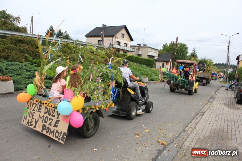 Zdjęcie w galerii na portalu naszraciborz.pl: Owsiszcze dziękują za plony wiadomości z regionu