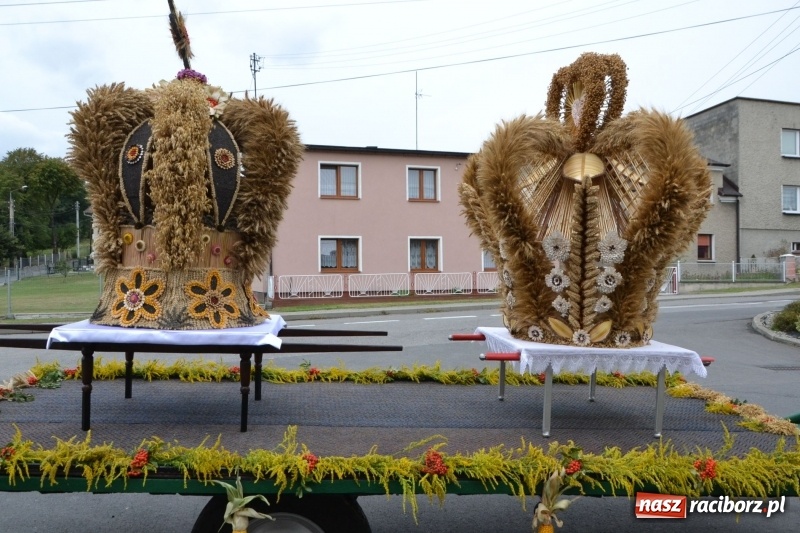 Zdjęcie w galerii na portalu naszraciborz.pl: Owsiszcze dziękują za plony wiadomości z regionu