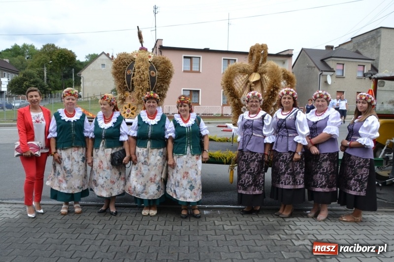 Zdjęcie w galerii na portalu naszraciborz.pl: Owsiszcze dziękują za plony wiadomości z regionu