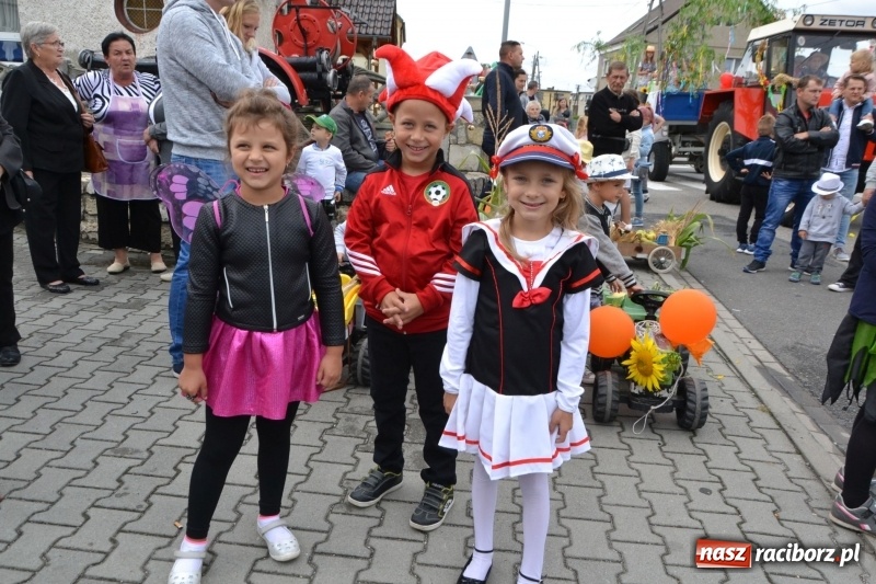 Zdjęcie w galerii na portalu naszraciborz.pl: Owsiszcze dziękują za plony wiadomości z regionu