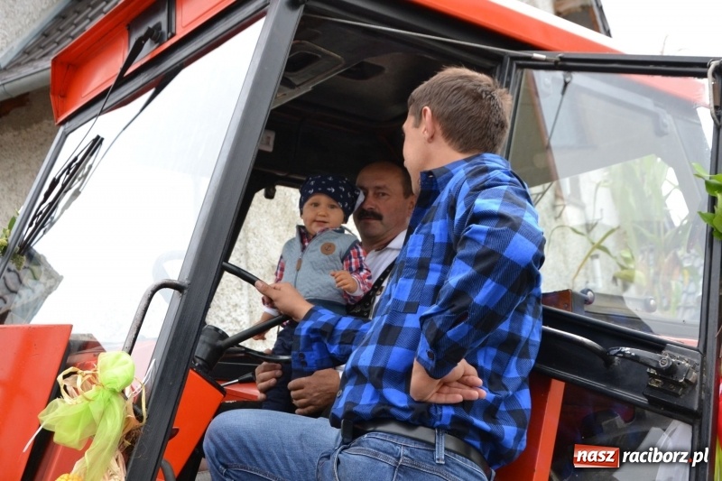 Zdjęcie w galerii na portalu naszraciborz.pl: Owsiszcze dziękują za plony wiadomości z regionu