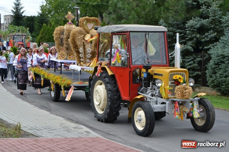 Zdjęcie w galerii na portalu naszraciborz.pl: Owsiszcze dziękują za plony wiadomości z regionu