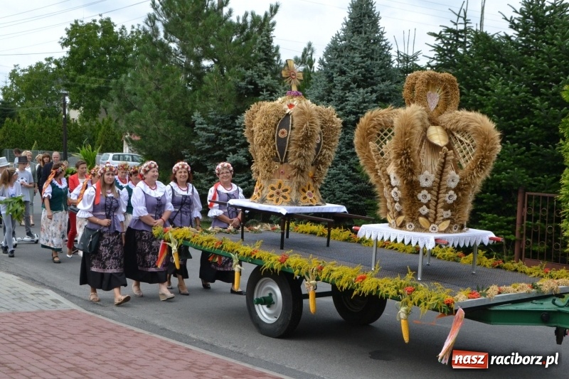 Zdjęcie w galerii na portalu naszraciborz.pl: Owsiszcze dziękują za plony wiadomości z regionu