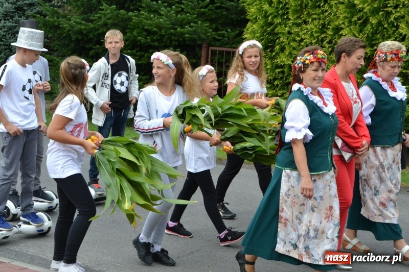 Zdjęcie w galerii na portalu naszraciborz.pl: Owsiszcze dziękują za plony wiadomości z regionu