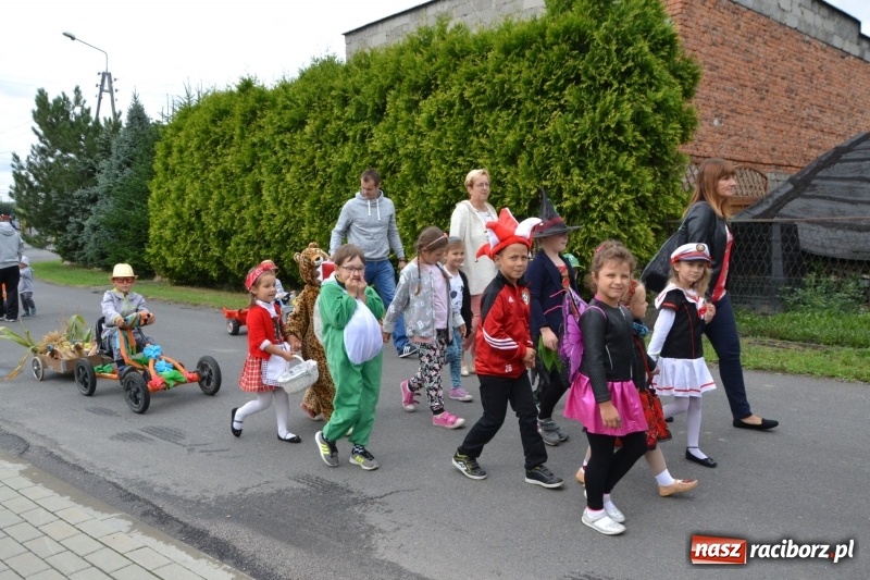 Zdjęcie w galerii na portalu naszraciborz.pl: Owsiszcze dziękują za plony wiadomości z regionu