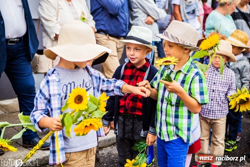 Zdjęcie w galerii na portalu naszraciborz.pl: Powiatowe Dożynki KRZANOWICE 2018  wiadomości z regionu