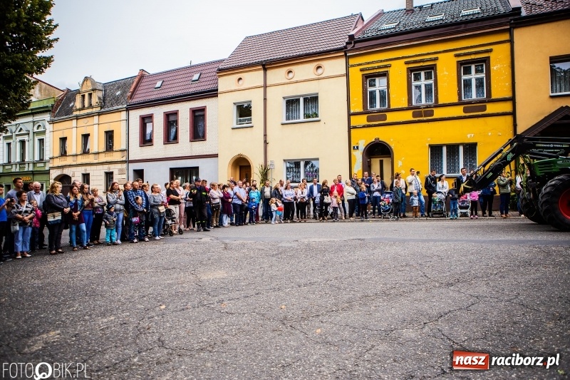 Zdjęcie w galerii na portalu naszraciborz.pl: Powiatowe Dożynki KRZANOWICE 2018  wiadomości z regionu