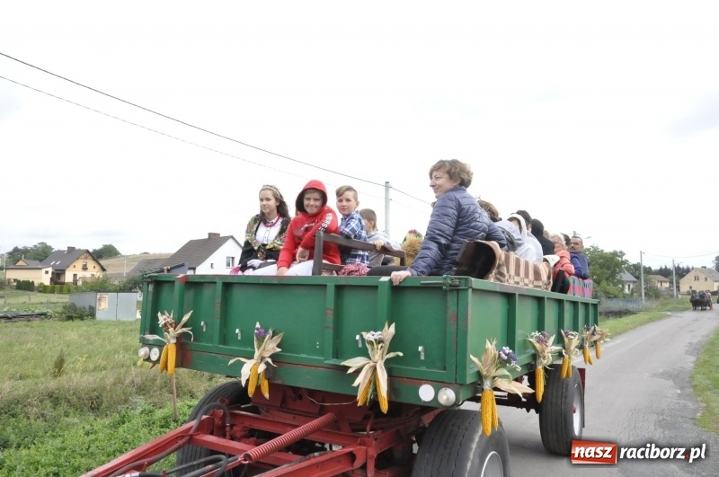 Zdjęcie w galerii na portalu naszraciborz.pl: Dożynki w Krowiarkach. Dziękczynnie i rekreacyjnie wiadomości z regionu
