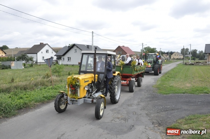 Zdjęcie w galerii na portalu naszraciborz.pl: Dożynki w Krowiarkach. Dziękczynnie i rekreacyjnie wiadomości z regionu