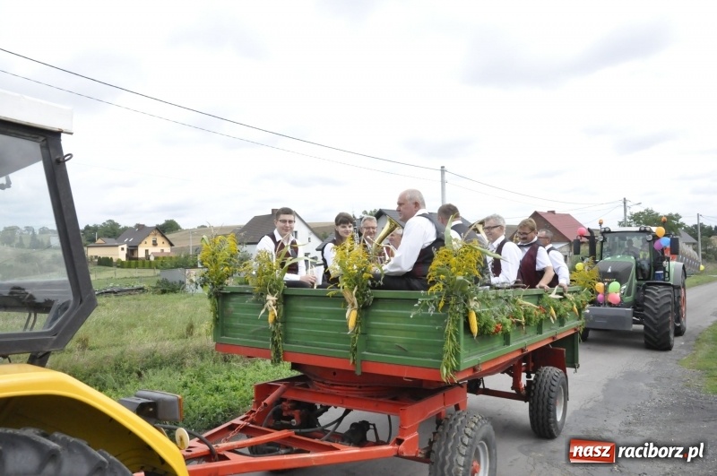 Zdjęcie w galerii na portalu naszraciborz.pl: Dożynki w Krowiarkach. Dziękczynnie i rekreacyjnie wiadomości z regionu