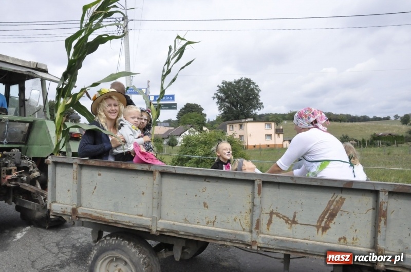 Zdjęcie w galerii na portalu naszraciborz.pl: Dożynki w Krowiarkach. Dziękczynnie i rekreacyjnie wiadomości z regionu