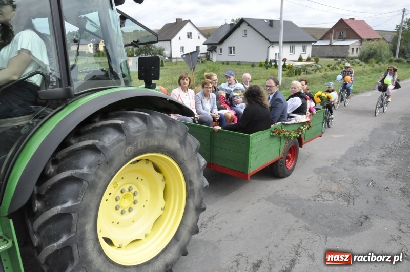Zdjęcie w galerii na portalu naszraciborz.pl: Dożynki w Krowiarkach. Dziękczynnie i rekreacyjnie wiadomości z regionu