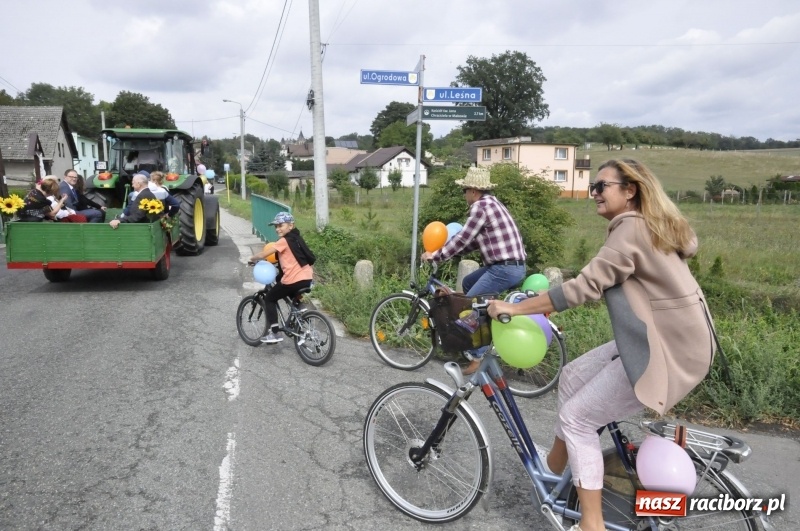 Zdjęcie w galerii na portalu naszraciborz.pl: Dożynki w Krowiarkach. Dziękczynnie i rekreacyjnie wiadomości z regionu