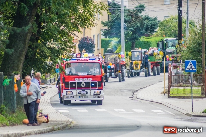Zdjęcie w galerii na portalu naszraciborz.pl: Dożynki w Krowiarkach. Dziękczynnie i rekreacyjnie wiadomości z regionu