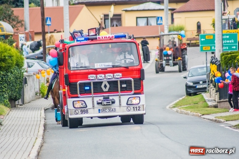 Zdjęcie w galerii na portalu naszraciborz.pl: Dożynki w Krowiarkach. Dziękczynnie i rekreacyjnie wiadomości z regionu