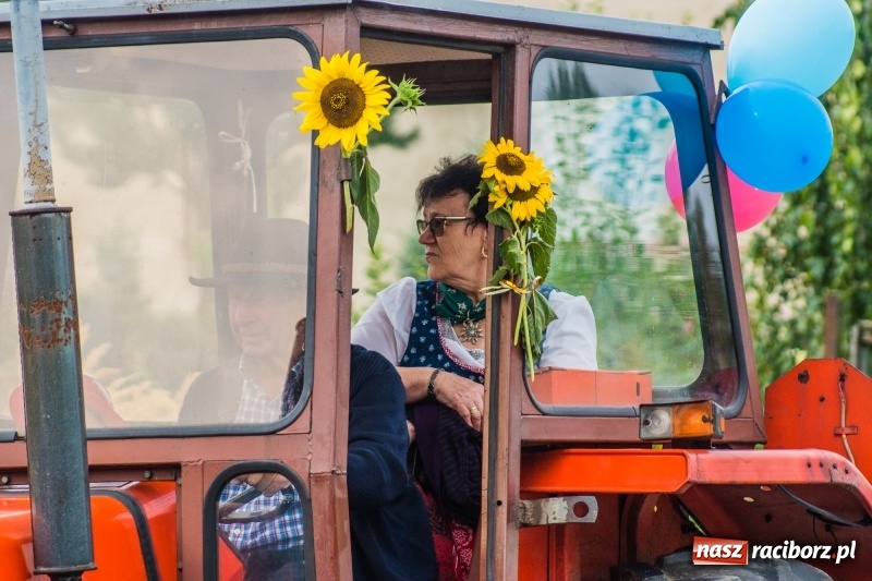 Zdjęcie w galerii na portalu naszraciborz.pl: Dożynki w Krowiarkach. Dziękczynnie i rekreacyjnie wiadomości z regionu
