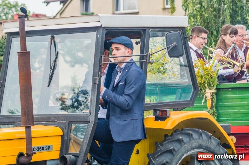 Zdjęcie w galerii na portalu naszraciborz.pl: Dożynki w Krowiarkach. Dziękczynnie i rekreacyjnie wiadomości z regionu