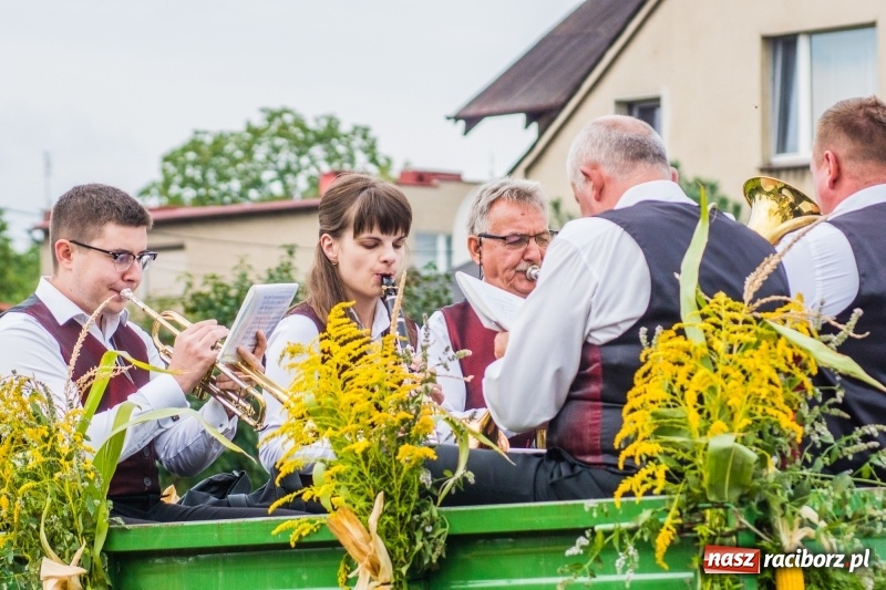Zdjęcie w galerii na portalu naszraciborz.pl: Dożynki w Krowiarkach. Dziękczynnie i rekreacyjnie wiadomości z regionu