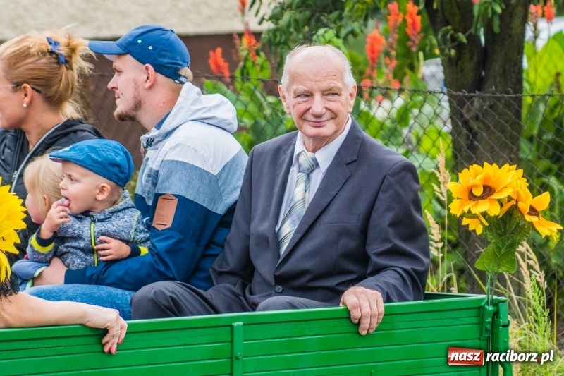 Zdjęcie w galerii na portalu naszraciborz.pl: Dożynki w Krowiarkach. Dziękczynnie i rekreacyjnie wiadomości z regionu