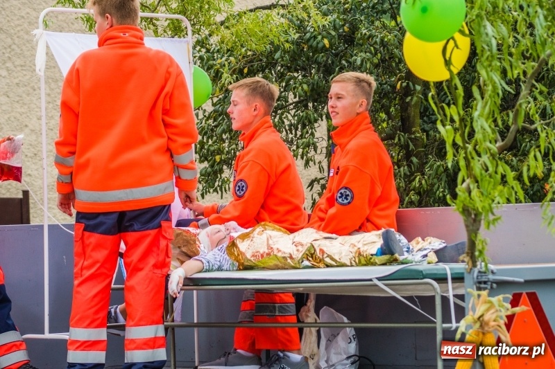 Zdjęcie w galerii na portalu naszraciborz.pl: Dożynki w Krowiarkach. Dziękczynnie i rekreacyjnie wiadomości z regionu