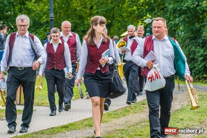 Zdjęcie w galerii na portalu naszraciborz.pl: Dożynki w Krowiarkach. Dziękczynnie i rekreacyjnie wiadomości z regionu