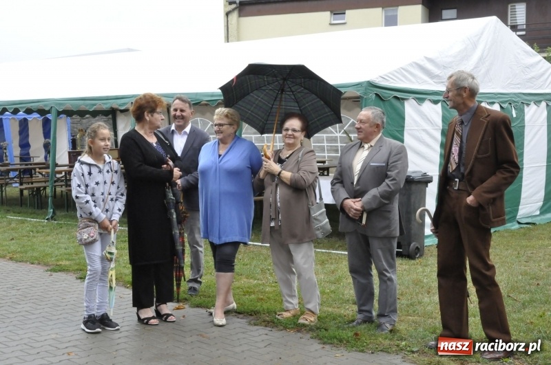 Zdjęcie w galerii na portalu naszraciborz.pl: Dożynki w Żerdzinach. Po proboszcza wysłali bryczkę do Cyprzanowa wiadomości z regionu