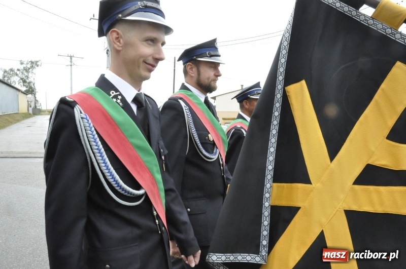 Zdjęcie w galerii na portalu naszraciborz.pl: Dożynki w Żerdzinach. Po proboszcza wysłali bryczkę do Cyprzanowa wiadomości z regionu