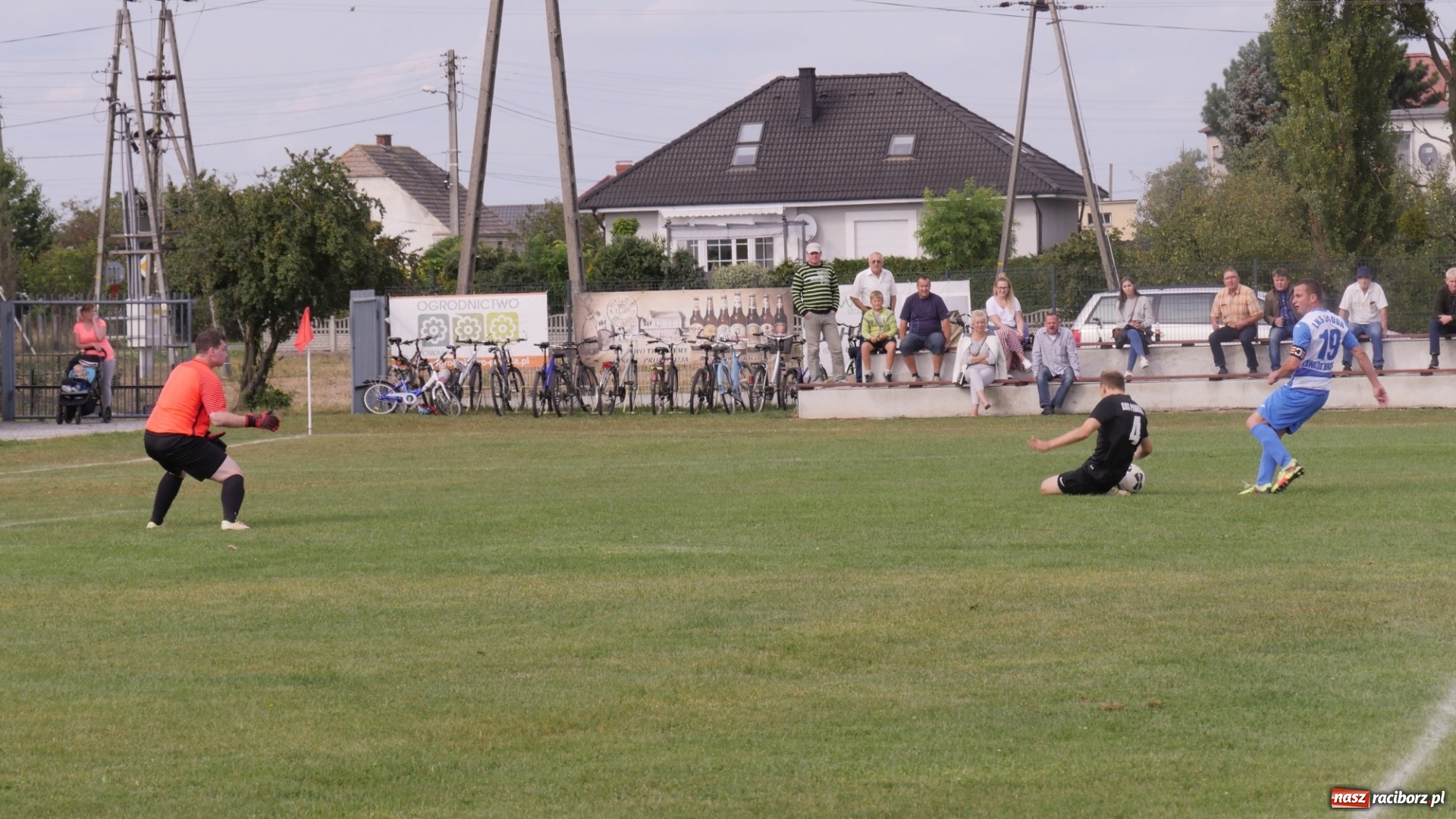 Zdjęcie w galerii na portalu naszraciborz.pl: Zawada Książęca pokonała Pawłów. Pierwsze punkty Zgody wiadomości z regionu