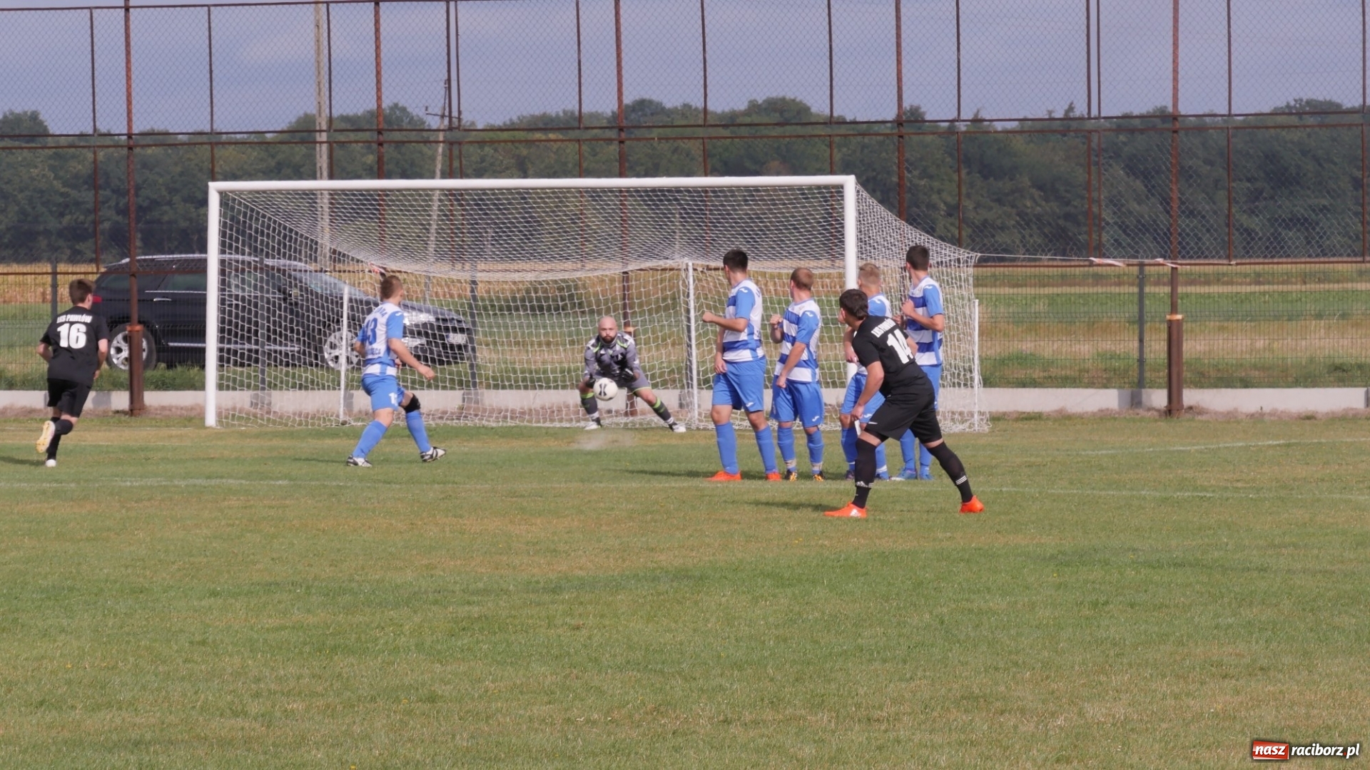 Zdjęcie w galerii na portalu naszraciborz.pl: Zawada Książęca pokonała Pawłów. Pierwsze punkty Zgody wiadomości z regionu