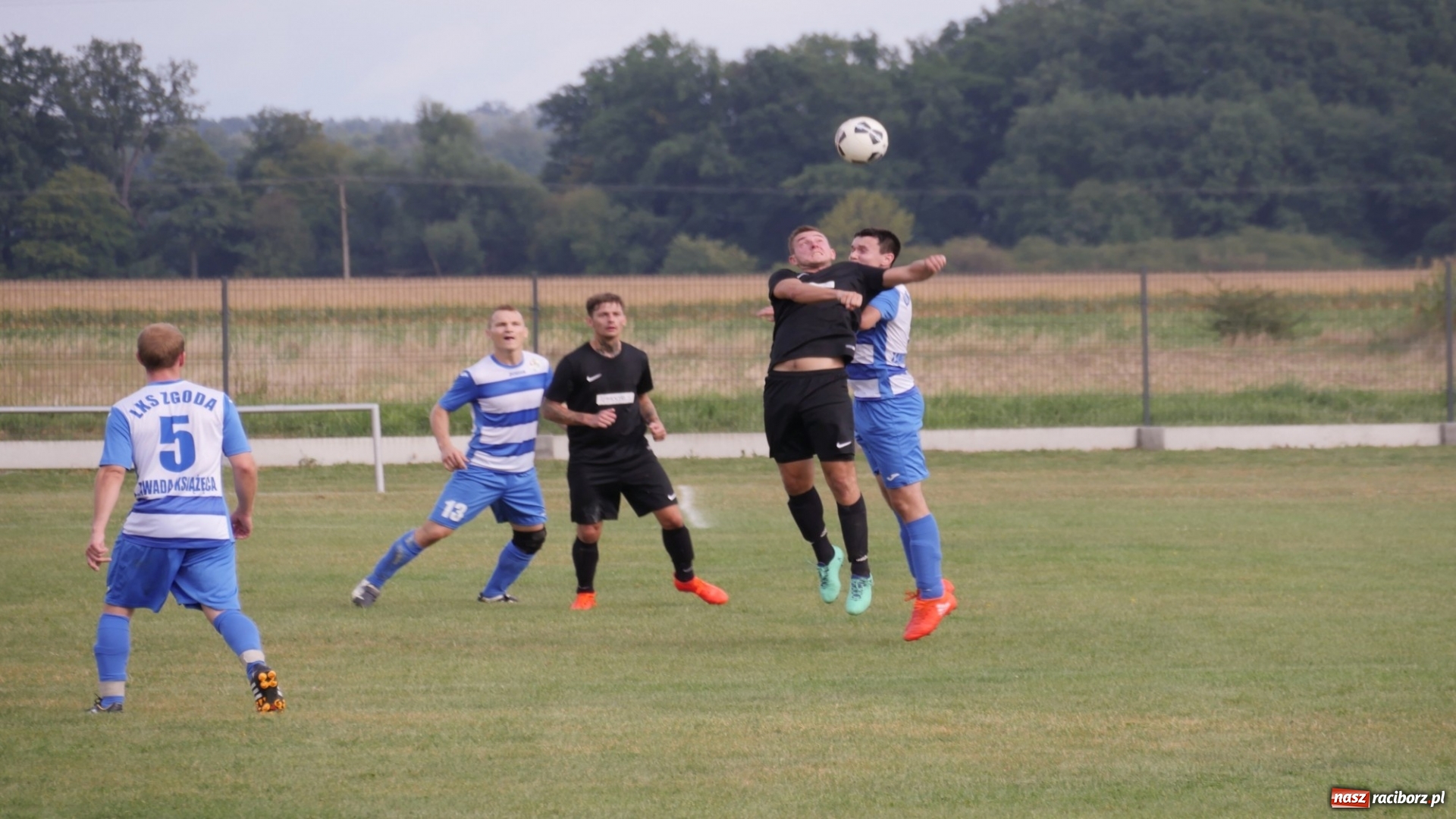 Zdjęcie w galerii na portalu naszraciborz.pl: Zawada Książęca pokonała Pawłów. Pierwsze punkty Zgody wiadomości z regionu