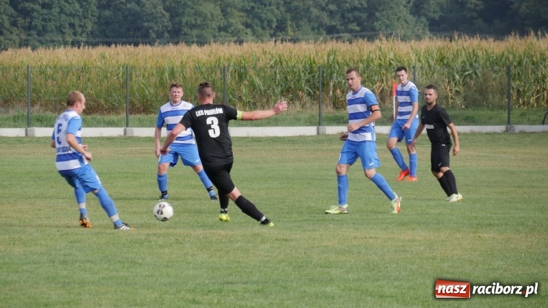 Zdjęcie w galerii na portalu naszraciborz.pl: Zawada Książęca pokonała Pawłów. Pierwsze punkty Zgody wiadomości z regionu