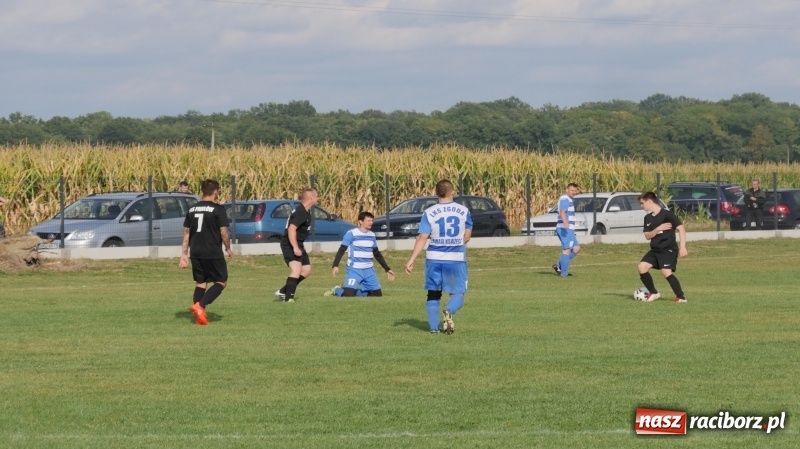 Zdjęcie w galerii na portalu naszraciborz.pl: Zawada Książęca pokonała Pawłów. Pierwsze punkty Zgody wiadomości z regionu