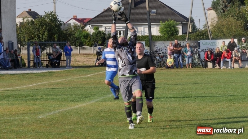 Zdjęcie w galerii na portalu naszraciborz.pl: Zawada Książęca pokonała Pawłów. Pierwsze punkty Zgody wiadomości z regionu
