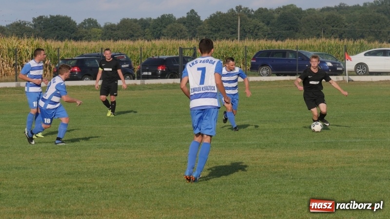 Zdjęcie w galerii na portalu naszraciborz.pl: Zawada Książęca pokonała Pawłów. Pierwsze punkty Zgody wiadomości z regionu