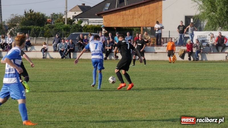 Zdjęcie w galerii na portalu naszraciborz.pl: Zawada Książęca pokonała Pawłów. Pierwsze punkty Zgody wiadomości z regionu