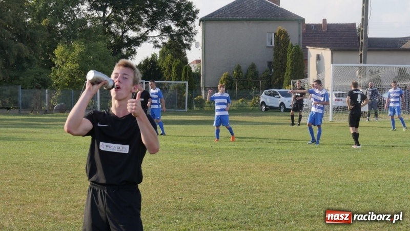 Zdjęcie w galerii na portalu naszraciborz.pl: Zawada Książęca pokonała Pawłów. Pierwsze punkty Zgody wiadomości z regionu