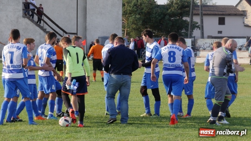 Zdjęcie w galerii na portalu naszraciborz.pl: Zawada Książęca pokonała Pawłów. Pierwsze punkty Zgody wiadomości z regionu